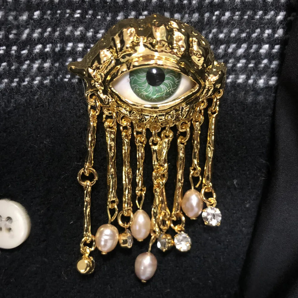 Donne Vintage occhi di Demon spilla spille esagerato stile alla moda imitato perla ragazze occhi malvagi delicati nappe distintivo gioielli