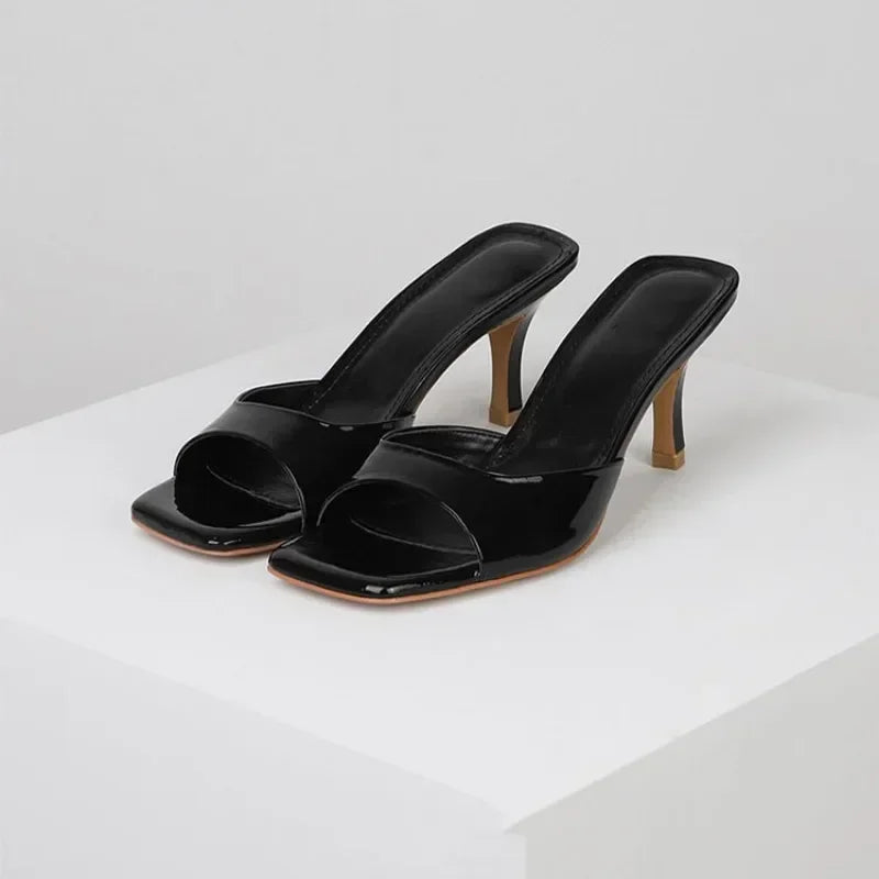 Sandales d'Été pour Femme 2026 : Claquettes Élégantes à Bout Carré, Talons Hauts de Luxe, Sexy et Décontractées pour Cérémonies et Bal de Promo