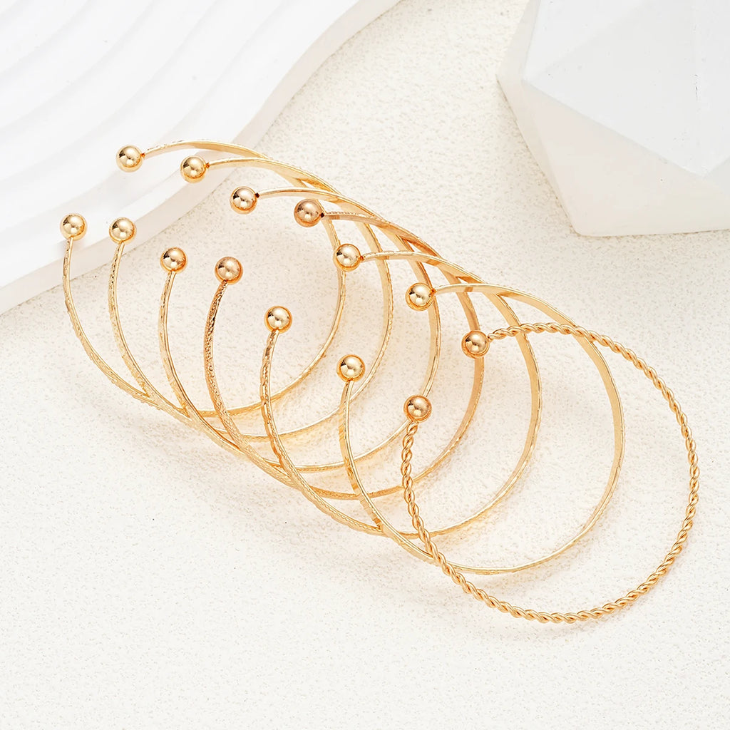 7 pezzi/set braccialetti color oro punk per donna streetwear stampe a cuore gotico design in metallo braccialetto aperto regali di gioielli di moda
