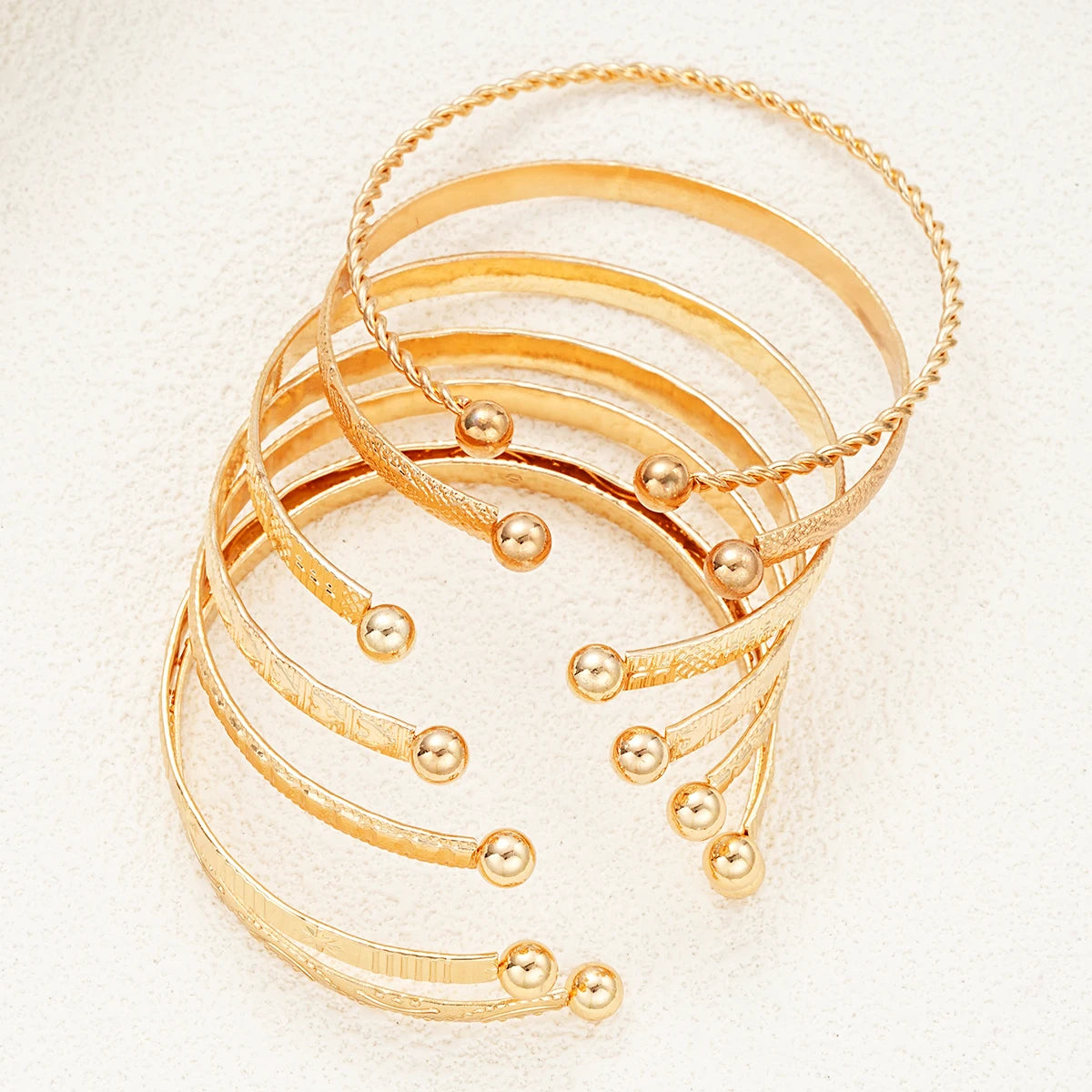 7 pezzi/set braccialetti color oro punk per donna streetwear stampe a cuore gotico design in metallo braccialetto aperto regali di gioielli di moda