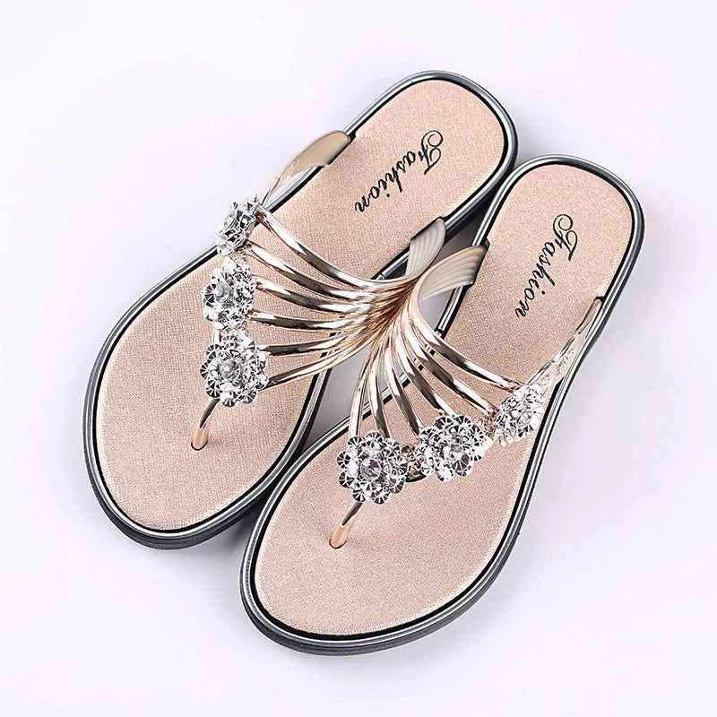 Tongs décontractées à strass fleurs pour l'extérieur, pantoufles, sandales d'été plates pour femmes, chaussures de plage