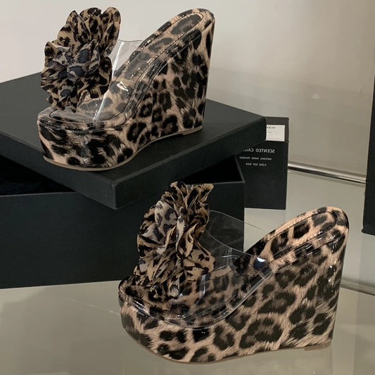 2025 High-quality Summer New Sexy Leopard Print Wedge Heel Women's Shoes Party Niche High-heeled Sandals