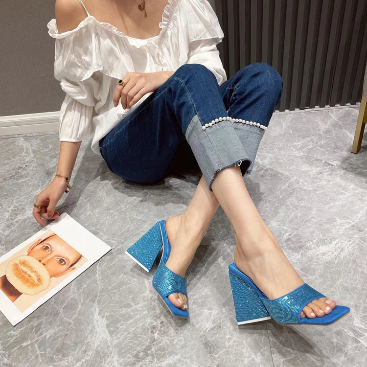 Eilyken Pantofole estive con tacco spesso a triangolo CRISTALLO Pantofole da donna sexy da strada con punta quadrata Scarpe da festa Taglia 35-41