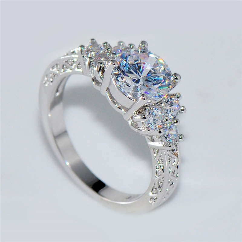Anelli di fidanzamento color argento moda squisita per le donne Moda pietre zircone bianco Anello anniversario gioielli da sposa da sposa