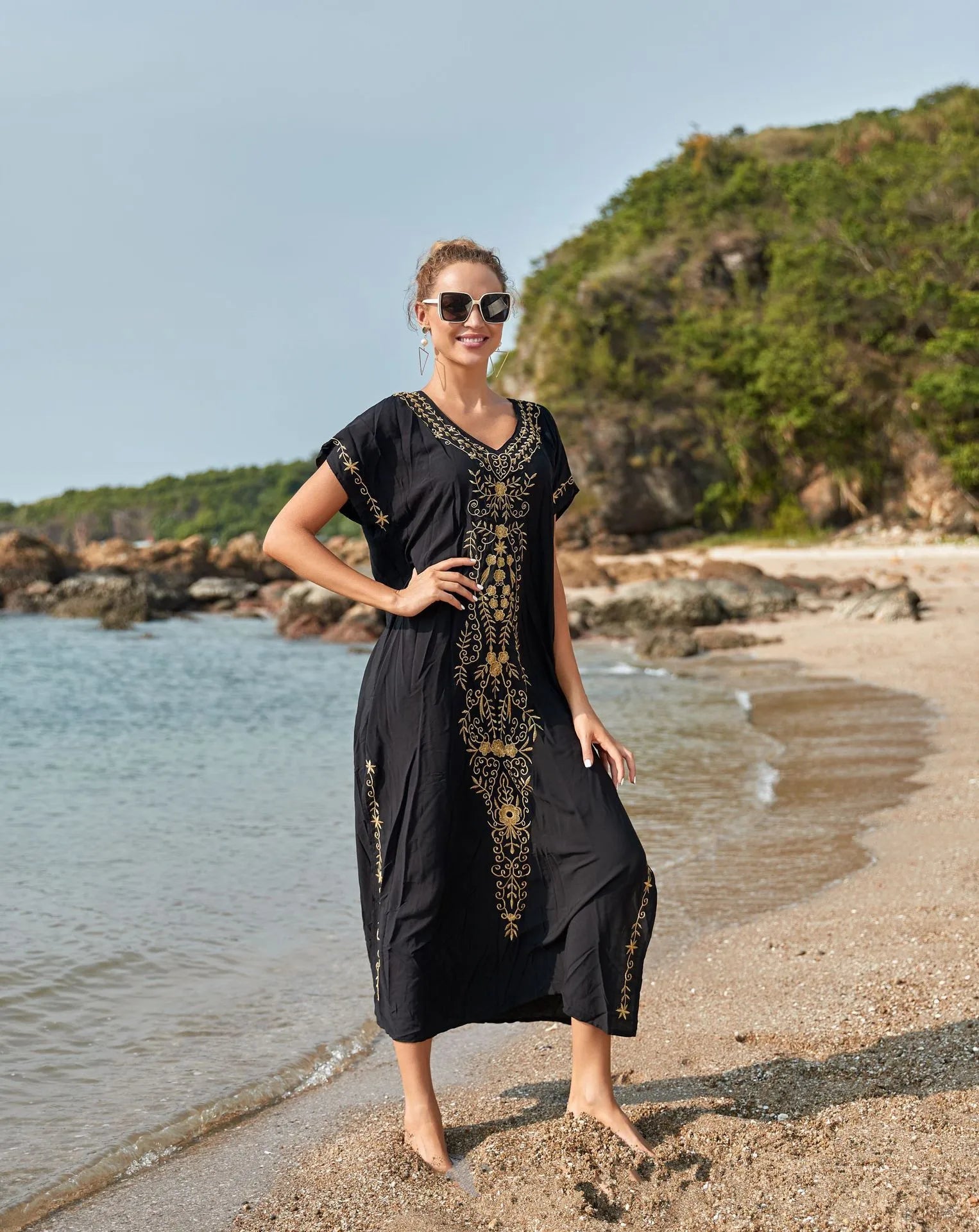 Embroidery Beach Cover up Saida De Praia Swimsuit Women Bikini Cover up Tunics for Beach Pareo Sarong Beachwear