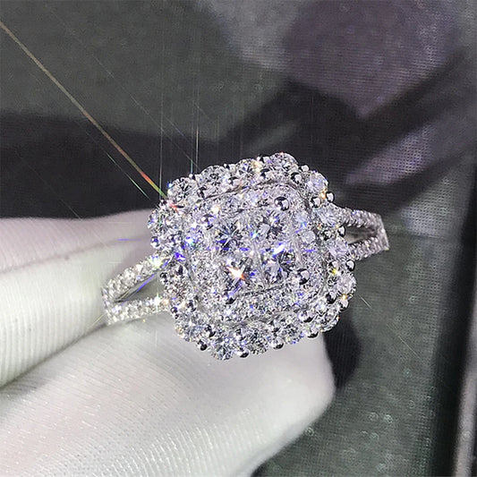 Huitan splendido anello da donna a forma quadrata completamente bling ghiacciato micro pavimenta cristallo zircone abbagliante anello da sposa anello di fidanzamento per matrimonio