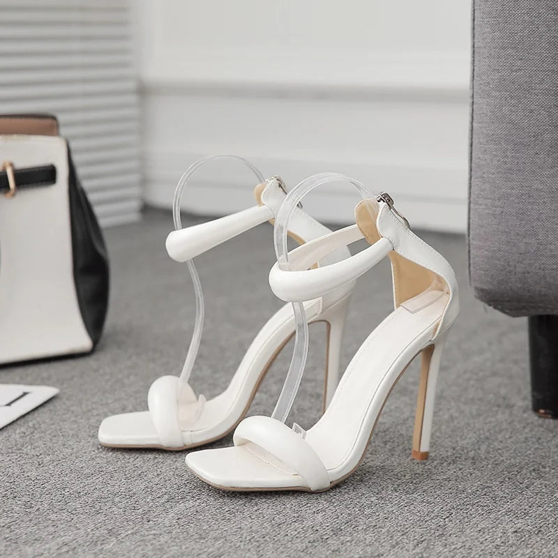 2025 Summer Collection Fur Upper Material Solid Chains Decorated Peep Toe Thin Heeled Outdoor Sandals Fashion Trend