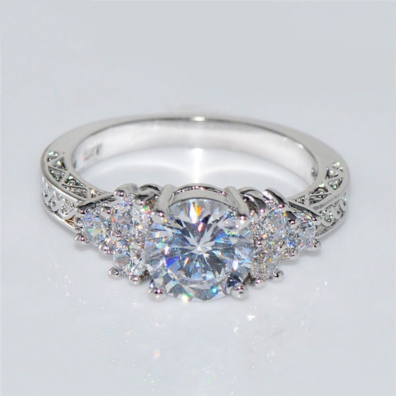 Anelli di fidanzamento color argento moda squisita per le donne Moda pietre zircone bianco Anello anniversario gioielli da sposa da sposa