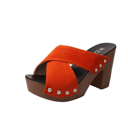 Sandales à plateforme à bout ouvert avec lanières croisées rivetées, sexy, rehaussantes, à fermeture boutonnée, pour le printemps, l'été, l'hiver