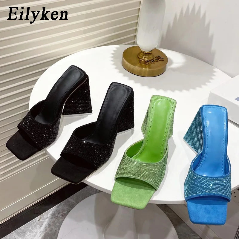 Eilyken Pantofole estive con tacco spesso a triangolo CRISTALLO Pantofole da donna sexy da strada con punta quadrata Scarpe da festa Taglia 35-41