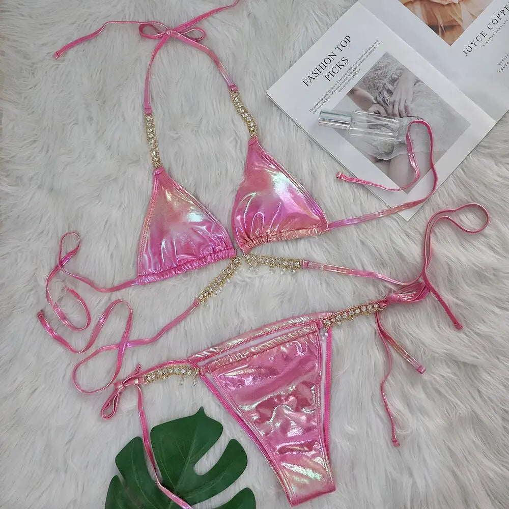 2024 Neuer Kristall-Diamant-Bikini Sexy Bronzing Strap Damen Split-Badeanzug Fabrik auf Lager Badeanzug-Schmuck Badebekleidung