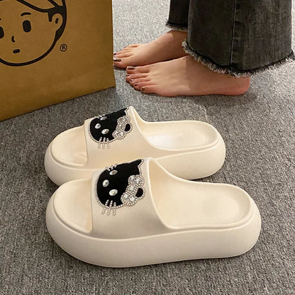 2025 Summer Fashion Sandals KT Cat Cartoon Design One-Word Non-Slip TPR for Slippers Height Increasing Autumn Fashion Trend