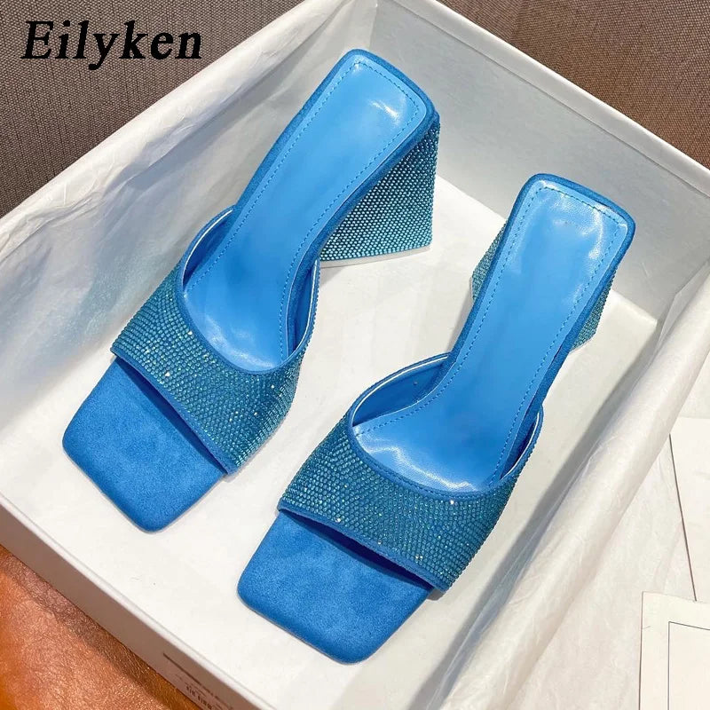 Eilyken Pantofole estive con tacco spesso a triangolo CRISTALLO Pantofole da donna sexy da strada con punta quadrata Scarpe da festa Taglia 35-41