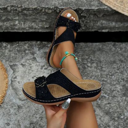 New Arrival All Seasons Handmade Korean Style Polka Dot Cushioning Genuine Leather Midsole Gladiator Wedge Casual Women Sandals