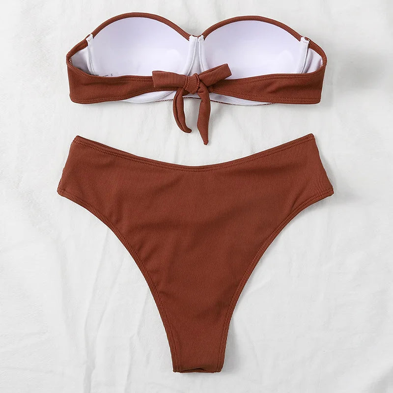 Hersteller Benutzerdefiniertes Logo 2-teiliger Bandeau-Badeanzug mit hoher Taille Einfarbiger Bikini Damen Sexy Bandeau Bademode Geripptes Bikini-Set