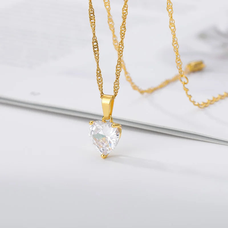 Collane a cuore per donna Collana girocollo in acciaio inossidabile placcato oro con zirconi a forma di cuore Collana girocollo Gioielli Boho da sposa Regalo Femme