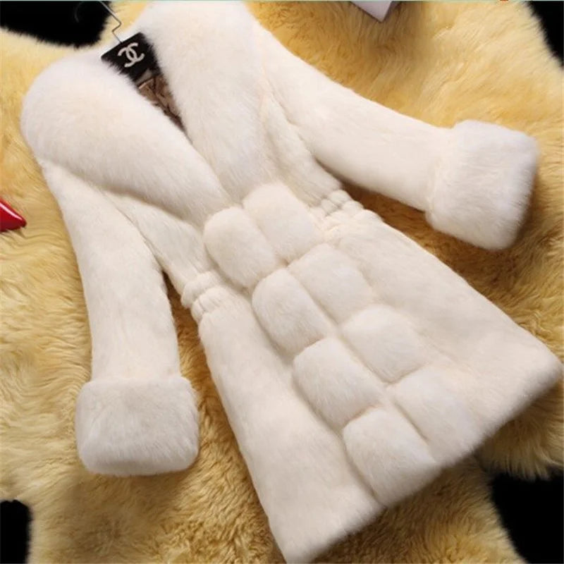 Cappotto Vintage 2026 Nuovo Autunno Inverno da Donna Lunghezza Media in Pile con Collo in Pelliccia Sintetica di Volpe e Visone, Spesso ed Elegante 408