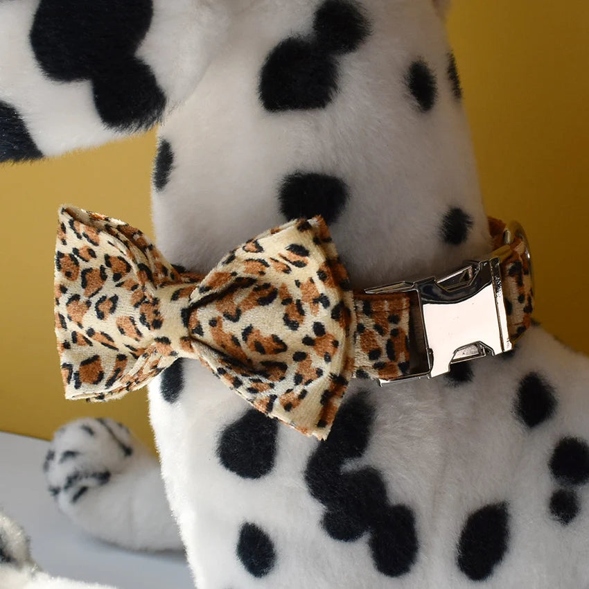 Collare per cani con stampa leopardata e fiocco per cani di taglia piccola, media e grande, collari personalizzati con targhetta incisa, accessori per animali domestici, collana per animali 01