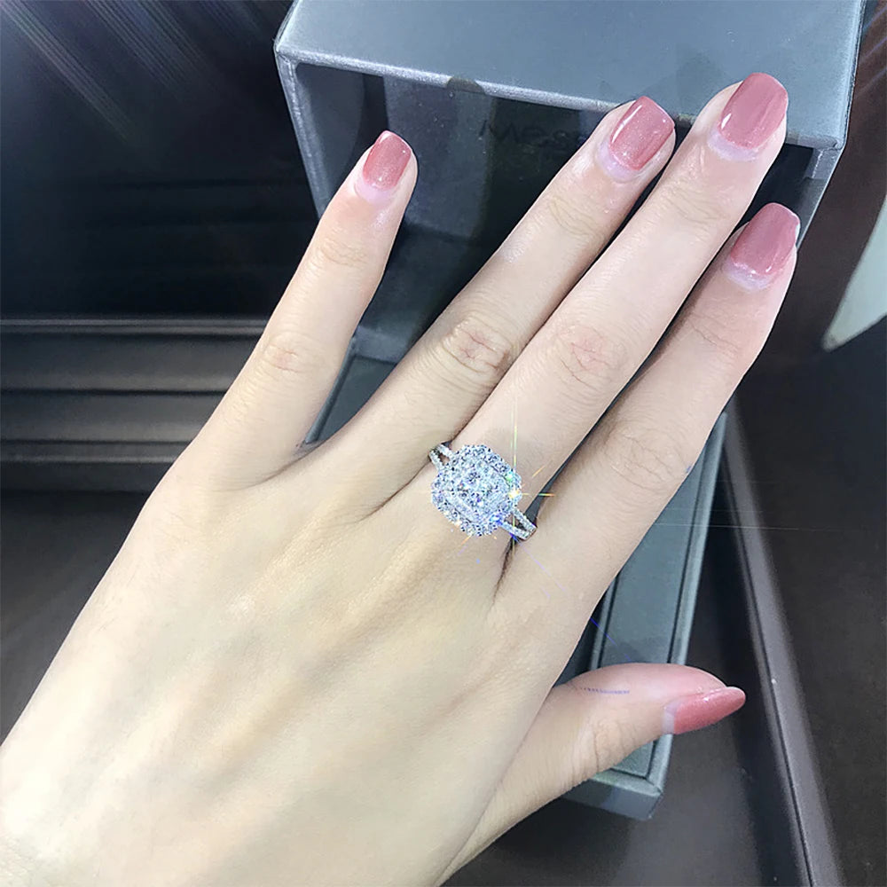 Huitan splendido anello da donna a forma quadrata completamente bling ghiacciato micro pavimenta cristallo zircone abbagliante anello da sposa anello di fidanzamento per matrimonio