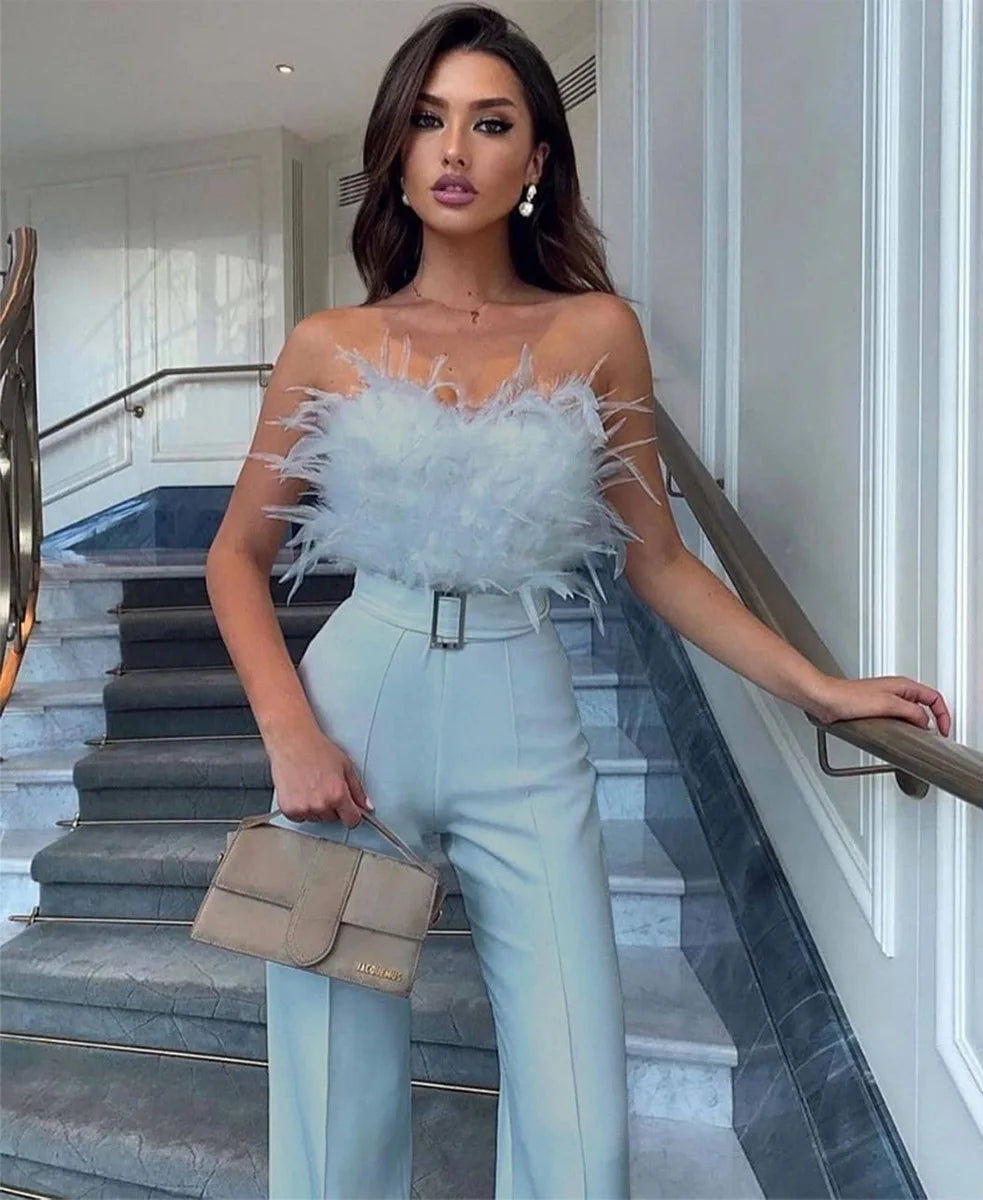 Liu Ming Modischer, sexy trägerloser Feder-Playsuit mit hoher Taille Damen-Jumpsuit