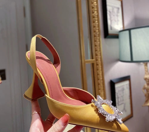 Estate europea e americana 2021 nuove scarpe da donna con tacco alto a punta girasole trapano fibbia punta chiusa sandali con tacco coppa di vino