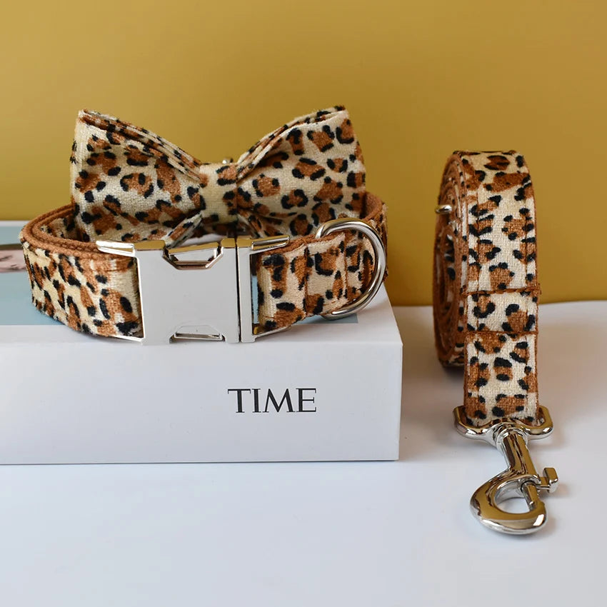 Collare per cani con stampa leopardata e fiocco per cani di taglia piccola, media e grande, collari personalizzati con targhetta incisa, accessori per animali domestici, collana per animali 01