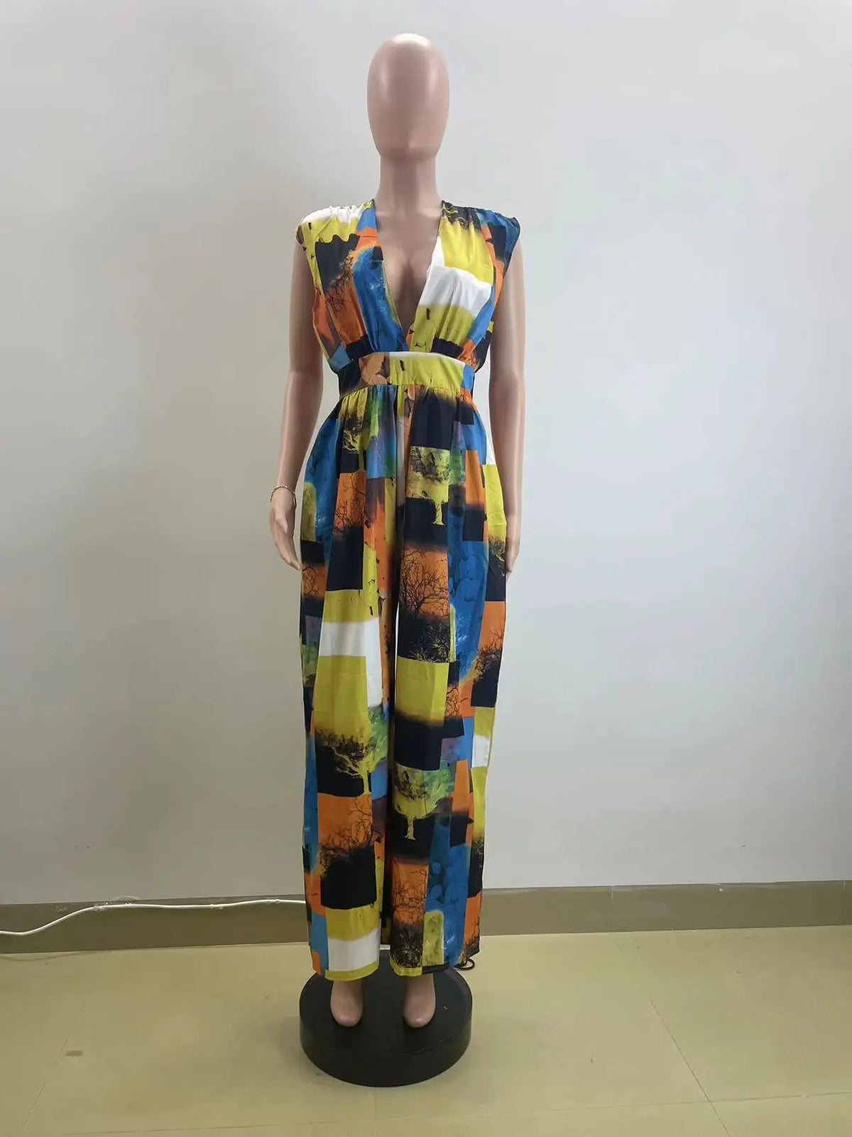 Ärmelloser Jumpsuit mit V-Ausschnitt, bedrucktem Patchwork, atmungsaktiver Strick-Sommer-Jumpsuit für Partys mit Knopfdekoration