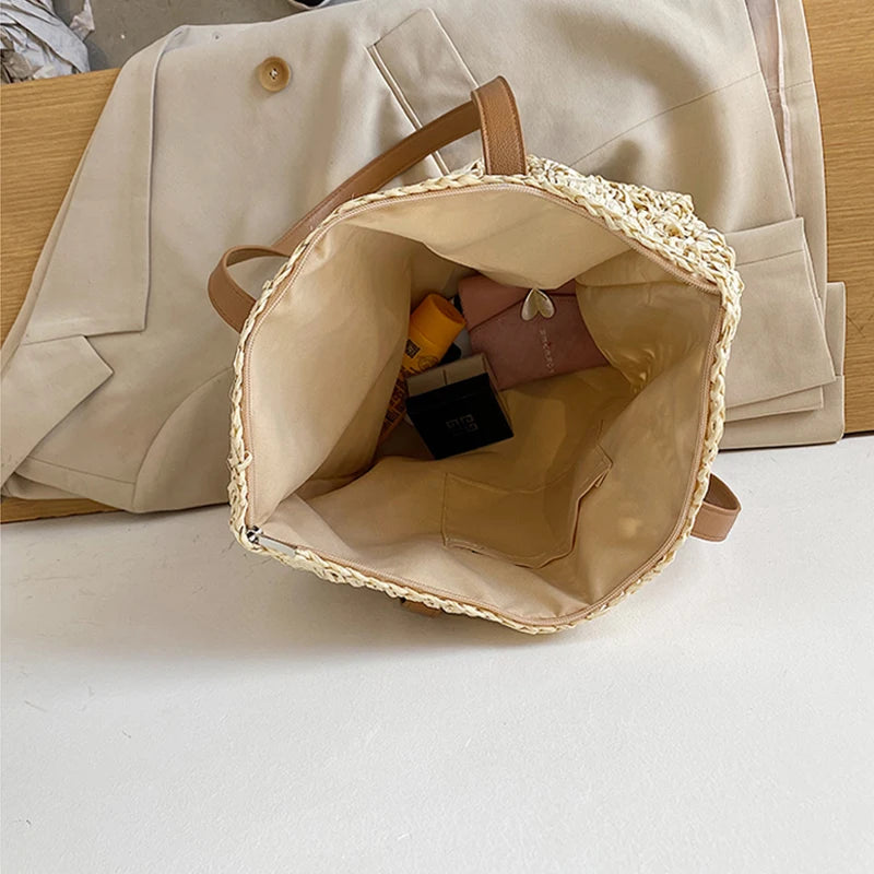 Borsa da spiaggia quadrata in paglia cava Borsa a tracolla intrecciata fatta a mano Borsa da viaggio per lo shopping in rafia in rattan Borsa casual per le vacanze estive bohémien