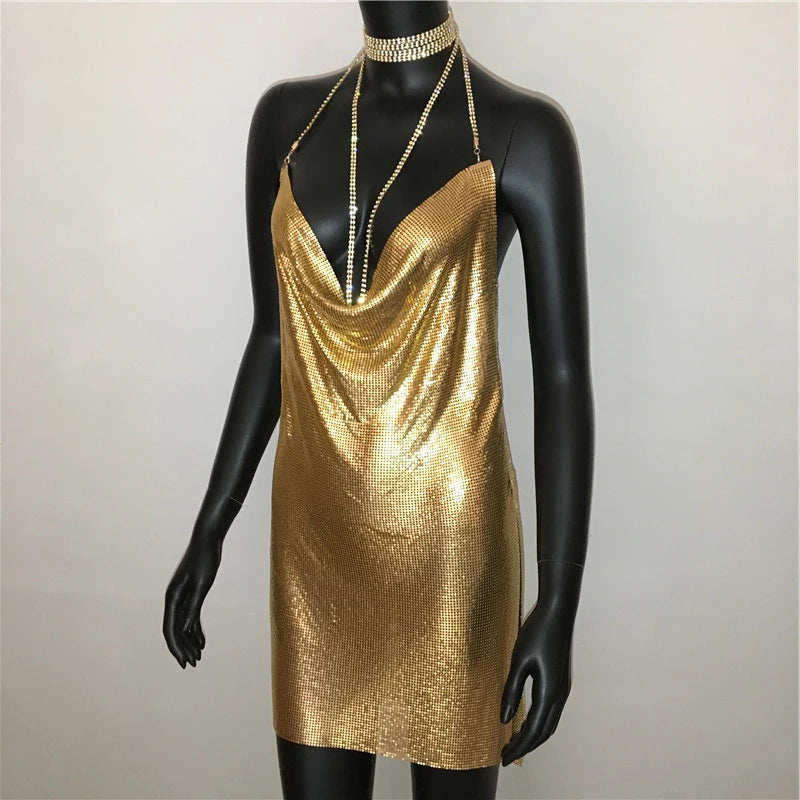 AKYZO Mini abito patchwork con paillettes dorate sexy Donna senza maniche Taglio basso Catene di metallo Halter Slim Abiti da festa da discoteca affascinanti