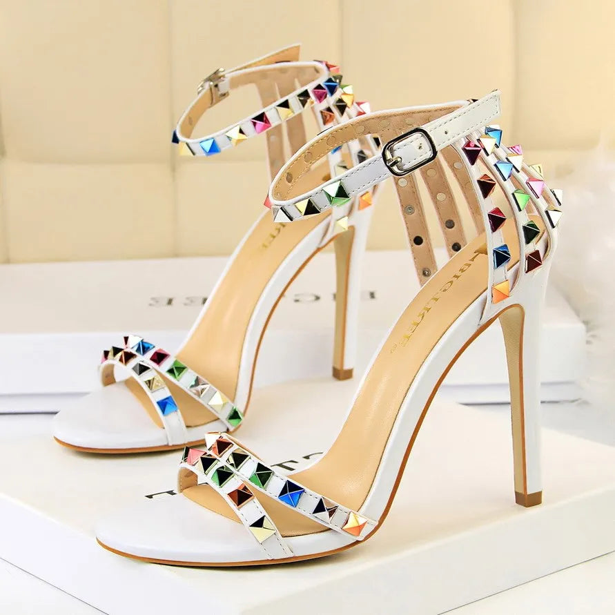 2022 Bunte Nieten Sandalen für Damen Sexy 11CM Absätze Bling Reflektierende Chaussure Talon Modische Sommerschuhe