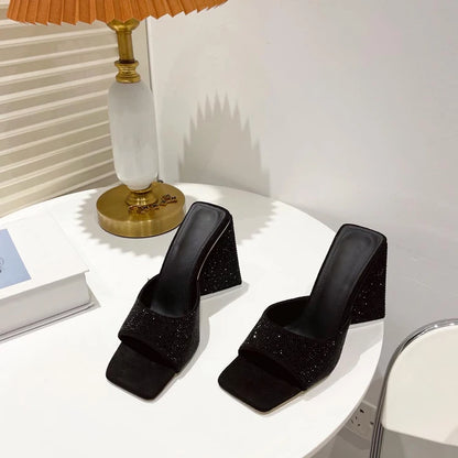 Eilyken Pantofole estive con tacco spesso a triangolo CRISTALLO Pantofole da donna sexy da strada con punta quadrata Scarpe da festa Taglia 35-41