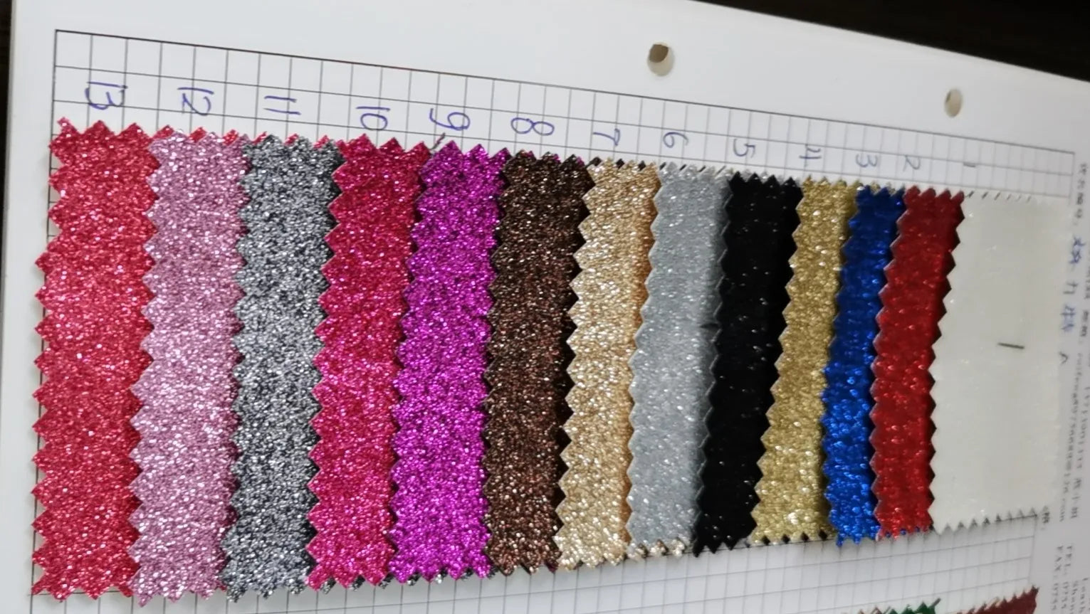 I colori alla moda possono essere personalizzati Infradito da principessa da 15-20 cm, tacchi da discoteca sexy, estate, pantofole a spillo da 6-8 pollici