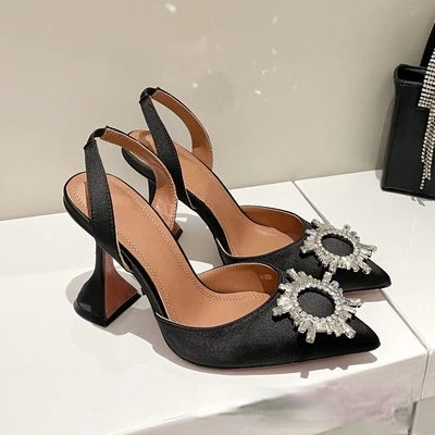 Estate europea e americana 2021 nuove scarpe da donna con tacco alto a punta girasole trapano fibbia punta chiusa sandali con tacco coppa di vino