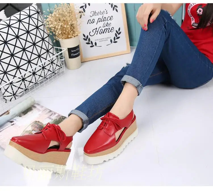 Genuine Leather Buckle Strap Sandals Breathable Sneakers Stars women summer rivets shoes Korean Style Platform Casual Shoes