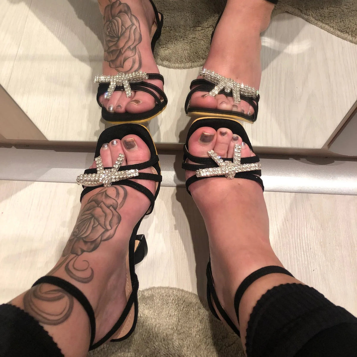 Femmes été talons fins strass sandales automne mode PU cuir semelle intérieure escarpins boucle orteil fermeture robe d'été sexy