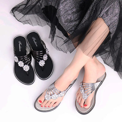 Tongs décontractées à strass fleurs pour l'extérieur, pantoufles, sandales d'été plates pour femmes, chaussures de plage