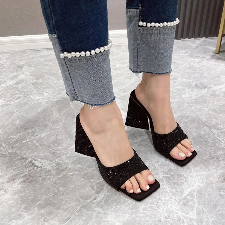Eilyken Pantofole estive con tacco spesso a triangolo CRISTALLO Pantofole da donna sexy da strada con punta quadrata Scarpe da festa Taglia 35-41