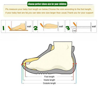 Sommerschuhe für Kinder Sandalen Loch Schuhe für Kinder Weiche rutschfeste Hausschuhe Cartoon-Design Loch Schuhe für Kinder Strandsand für Jungen Mädchen