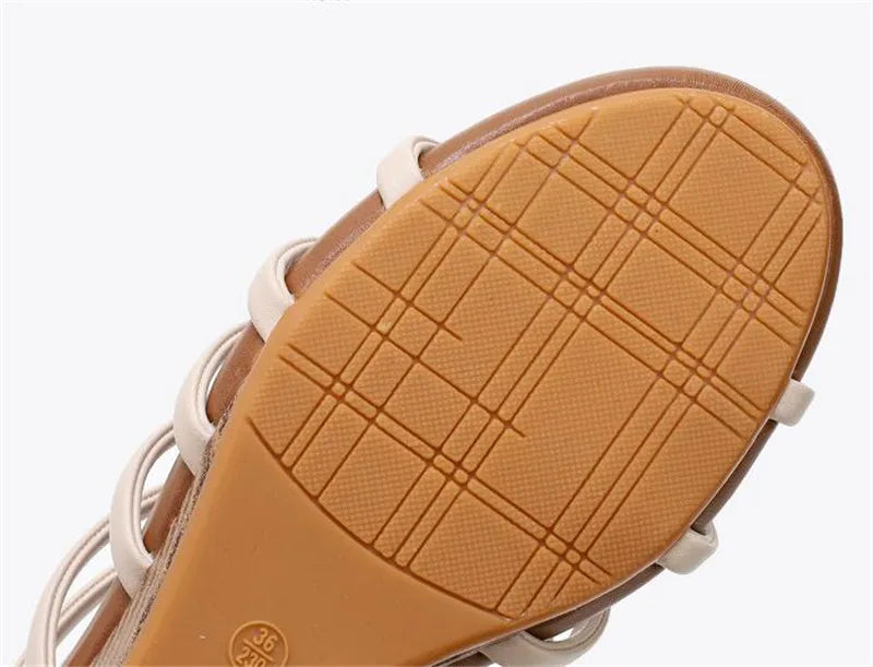YAERNI estate nuove scarpe da donna moda Casual pantofole da spiaggia all'aperto confortevole punta piatta sandali da donna taglie forti