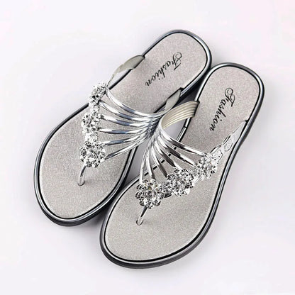Tongs décontractées à strass fleurs pour l'extérieur, pantoufles, sandales d'été plates pour femmes, chaussures de plage