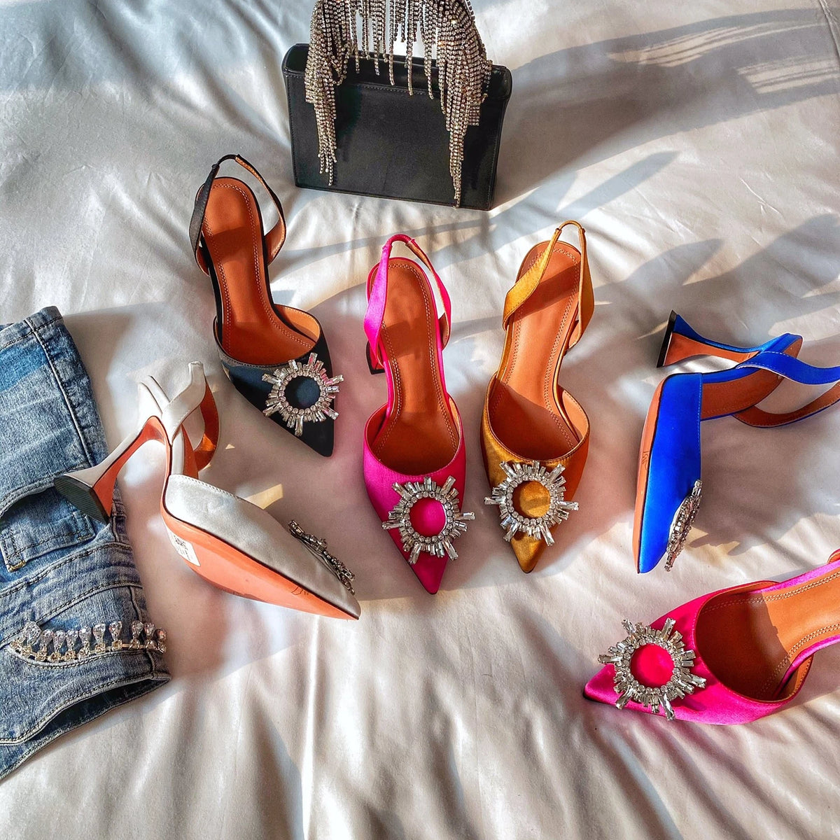 Estate europea e americana 2021 nuove scarpe da donna con tacco alto a punta girasole trapano fibbia punta chiusa sandali con tacco coppa di vino