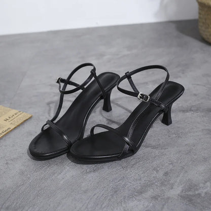 2025 Nouvelles sandales d'été élégantes et sexy pour femmes, chaussures à talons hauts Stiletto avec ceinture, sandales romaines pour femmes