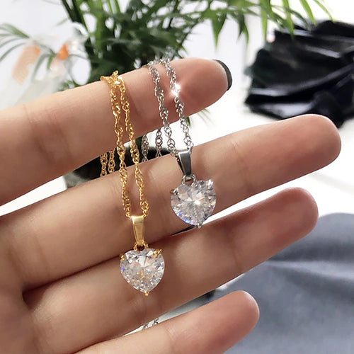 Collane a cuore per donna Collana girocollo in acciaio inossidabile placcato oro con zirconi a forma di cuore Collana girocollo Gioielli Boho da sposa Regalo Femme