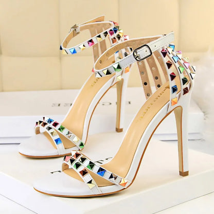 2022 Bunte Nieten Sandalen für Damen Sexy 11CM Absätze Bling Reflektierende Chaussure Talon Modische Sommerschuhe