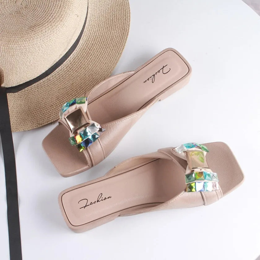 Claques d'été une pièce, nouvelles sandales de plage tendance à strass de couleur unie, chaussures plates décontractées pour femmes