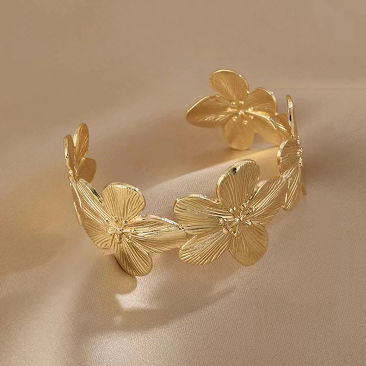 Bracciale da donna Bracciale da donna semplice e alla moda con fiori, adatto per l'uso quotidiano e per le vacanze