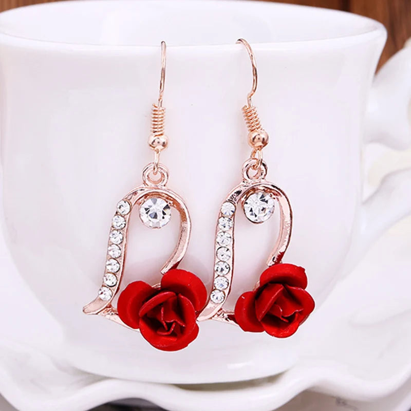 Nuovi gioielli di moda Orecchini pendenti con rosa rossa Donna Fiori con strass vintage Orecchini pendenti Matrimoni Gioielli per feste di fidanzamento