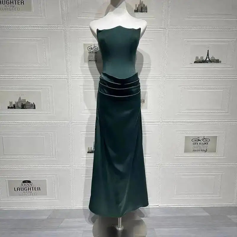 Giyu Sexy Satin Evening Club Abiti da festa Donna 2025 Estate senza spalline con spalle scoperte Lisca di pesce increspato Maxi abito lungo Abito elegante