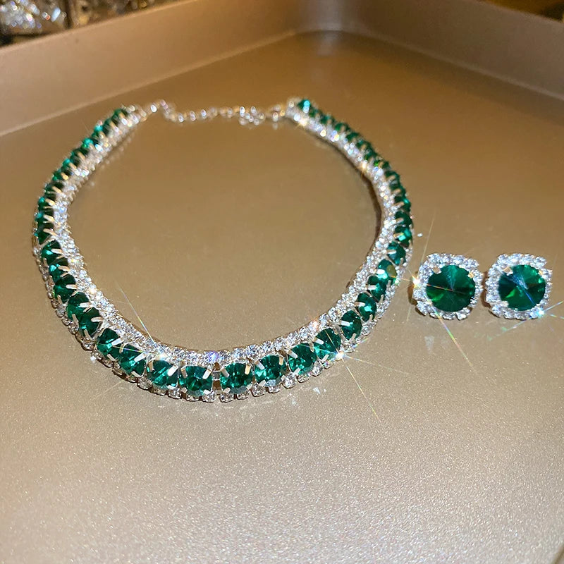 Orecchini a bottone con collana di strass verdi di lusso per le donne collane con Choker di cristallo Set di gioielli per banchetti di matrimoni di moda da donna