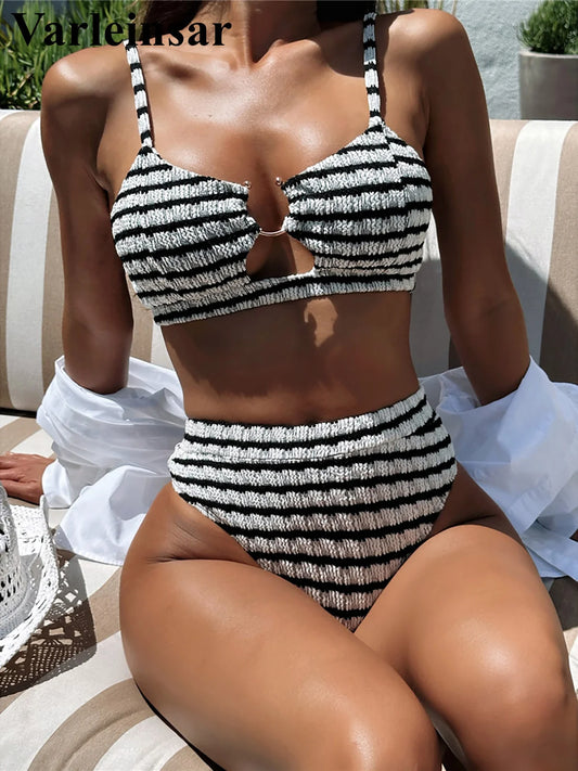 Nuovo costume da bagno femminile ritagliato a righe bianche nere Bikini a vita alta Costumi da bagno donna Costume da bagno bikini a due pezzi Costume da bagno V5831